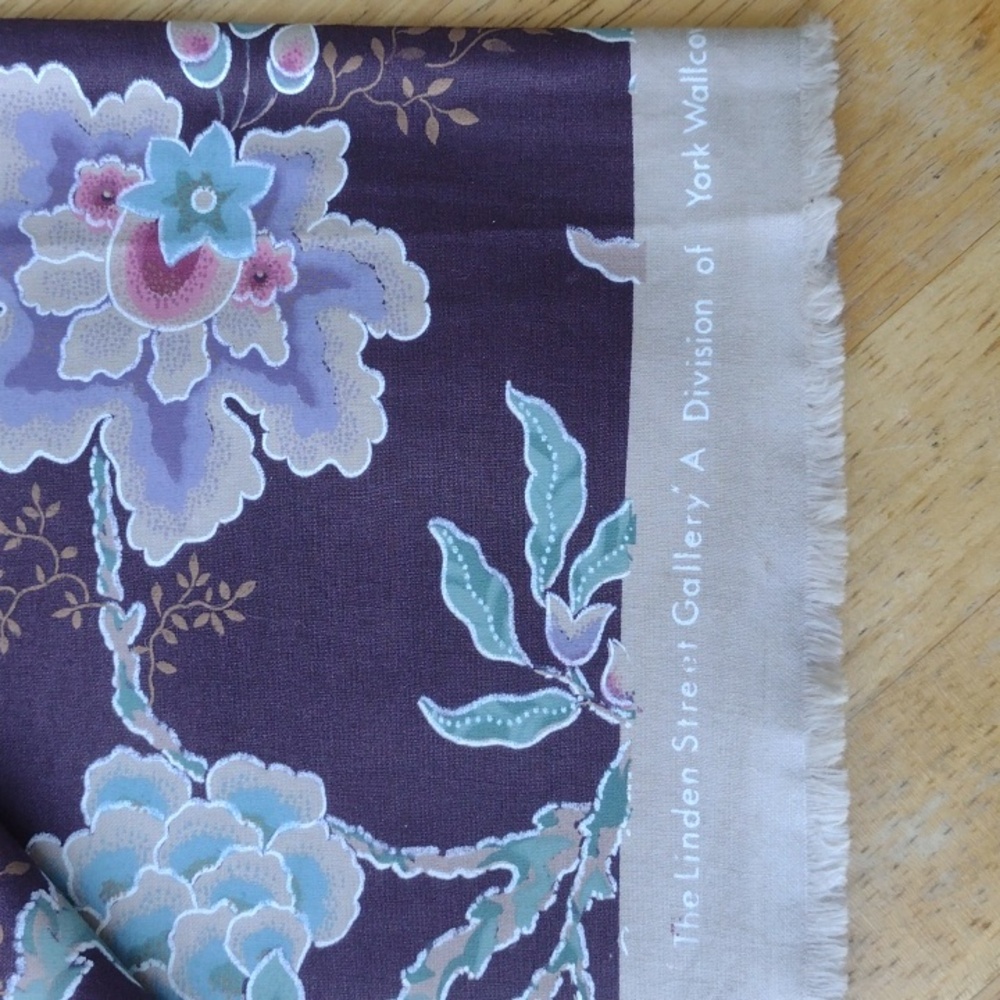 90s Linden Street Gallery York Purple Floral Chintz Remnant 21" x 2 Yards - Picture 8 of 9